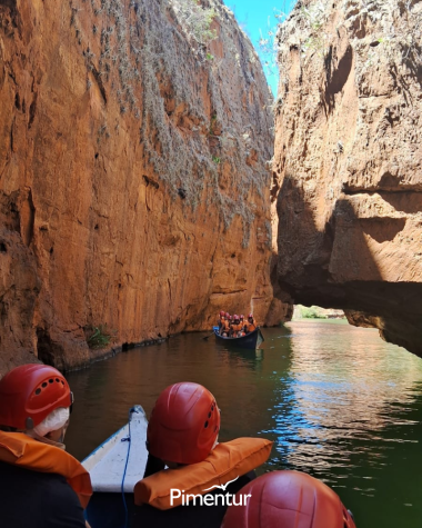 Encante-se com a beleza dos Cânios de Xingó do Velho Chico