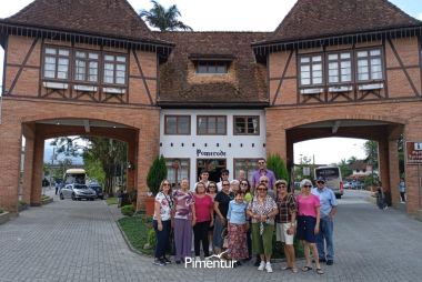 Semana Santa em Balneário Camburiú & Florianópolis