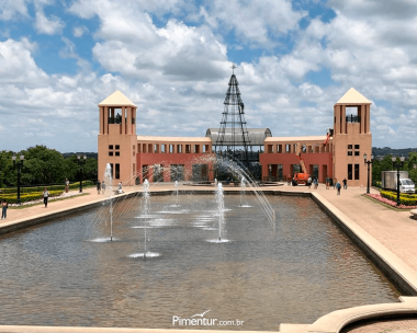 Curitiba e Treze Tílias